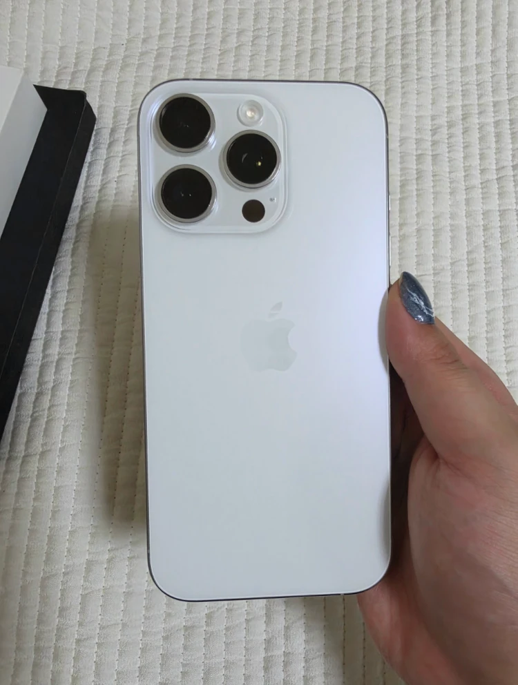 아이폰 16프로 256GB 화이트 티타늄 풀박스 이미지