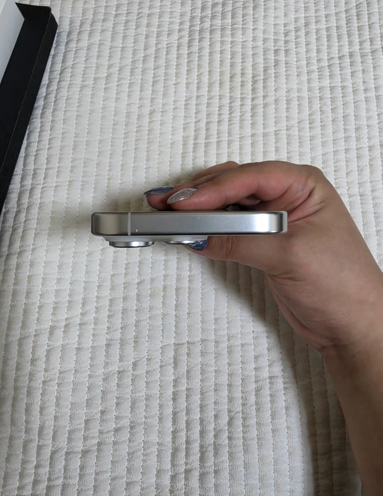 아이폰 16프로 256GB 화이트 티타늄 풀박스 이미지