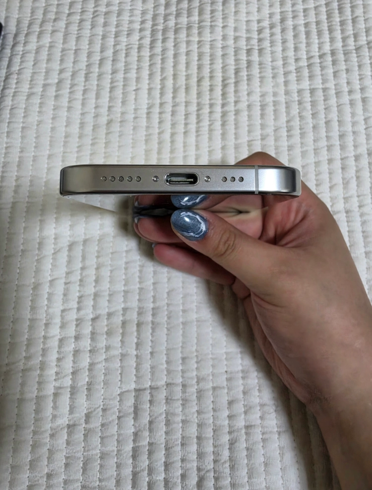 아이폰 16프로 256GB 화이트 티타늄 풀박스 이미지