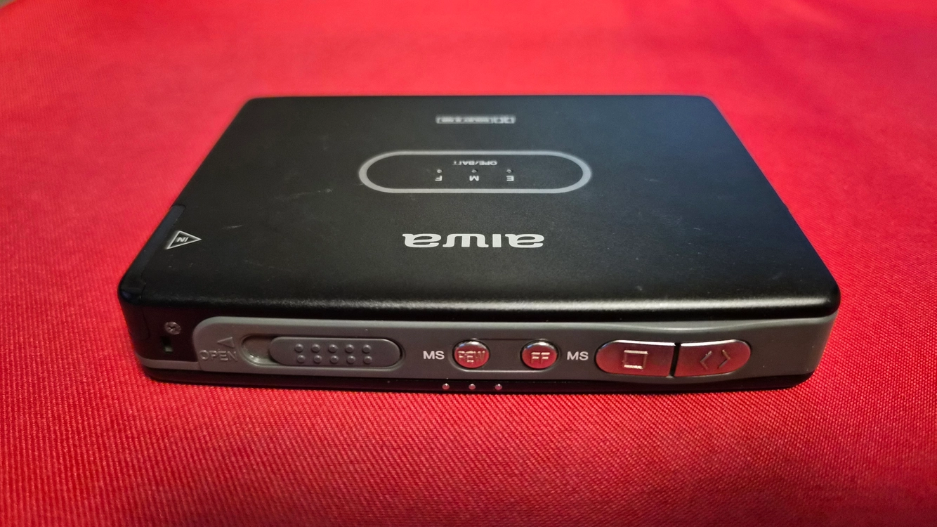 AIWA HS-PX550 아이와 카세트 워크맨 블랙 정상작동품 이미지