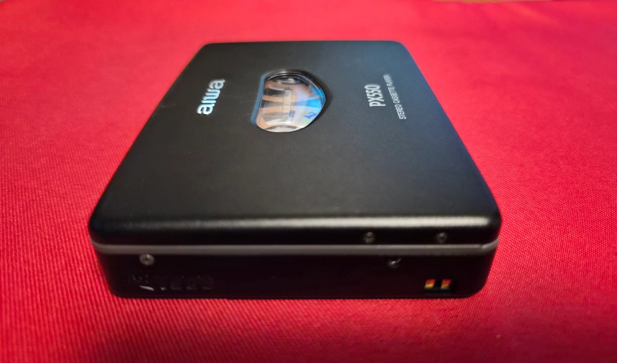 AIWA HS-PX550 아이와 카세트 워크맨 블랙 정상작동품 이미지
