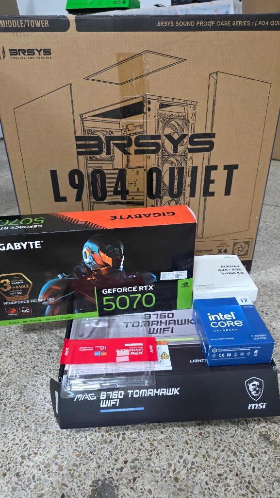 i7 14700kf RTX5070 12GB 이미지