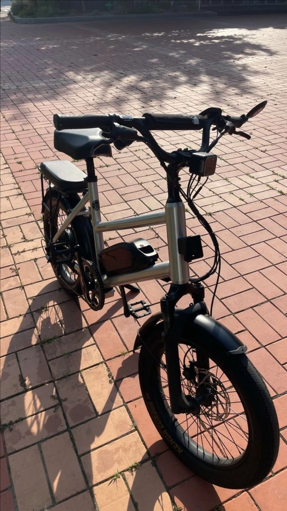 커넥티드 카브에픽 전기자전거 이미지