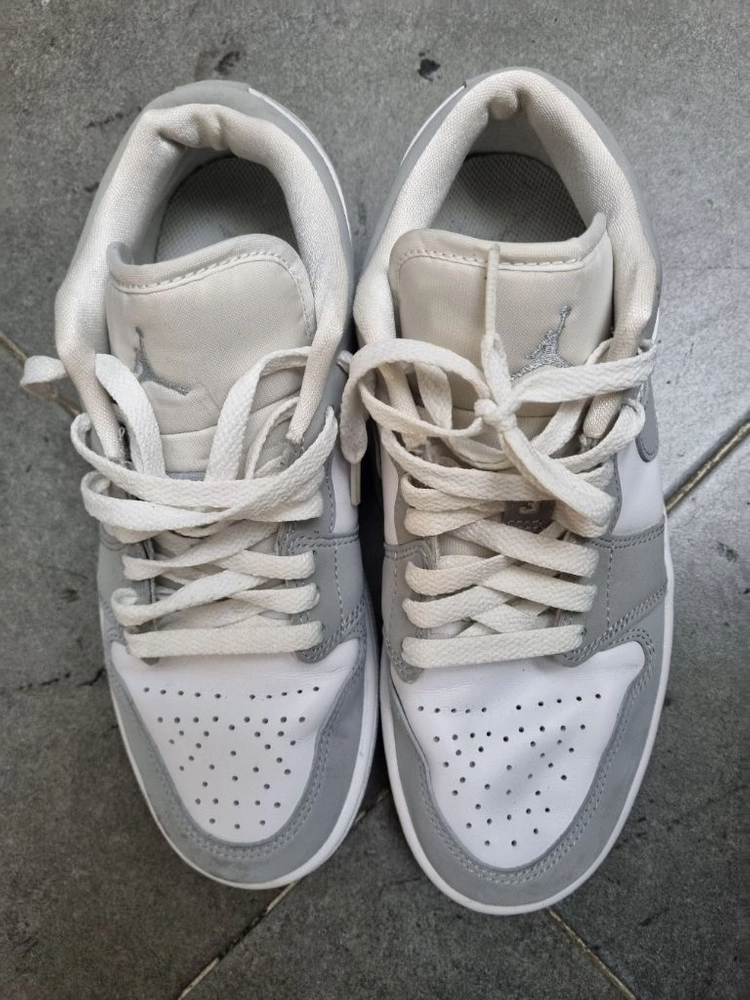 나이키 에어 조던 로우 245 이미지