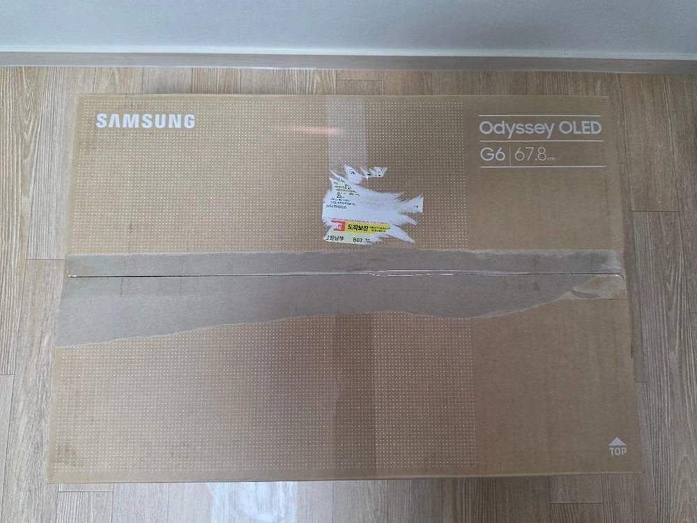 삼성 오디세이 G6 OLED 모니터 이미지