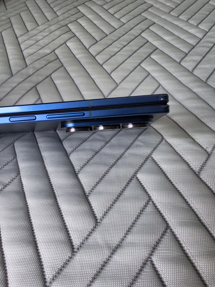 S급 갤럭시 Z 폴드 7 블루 1TB 16G ram 풀박스 팝니다 이미지