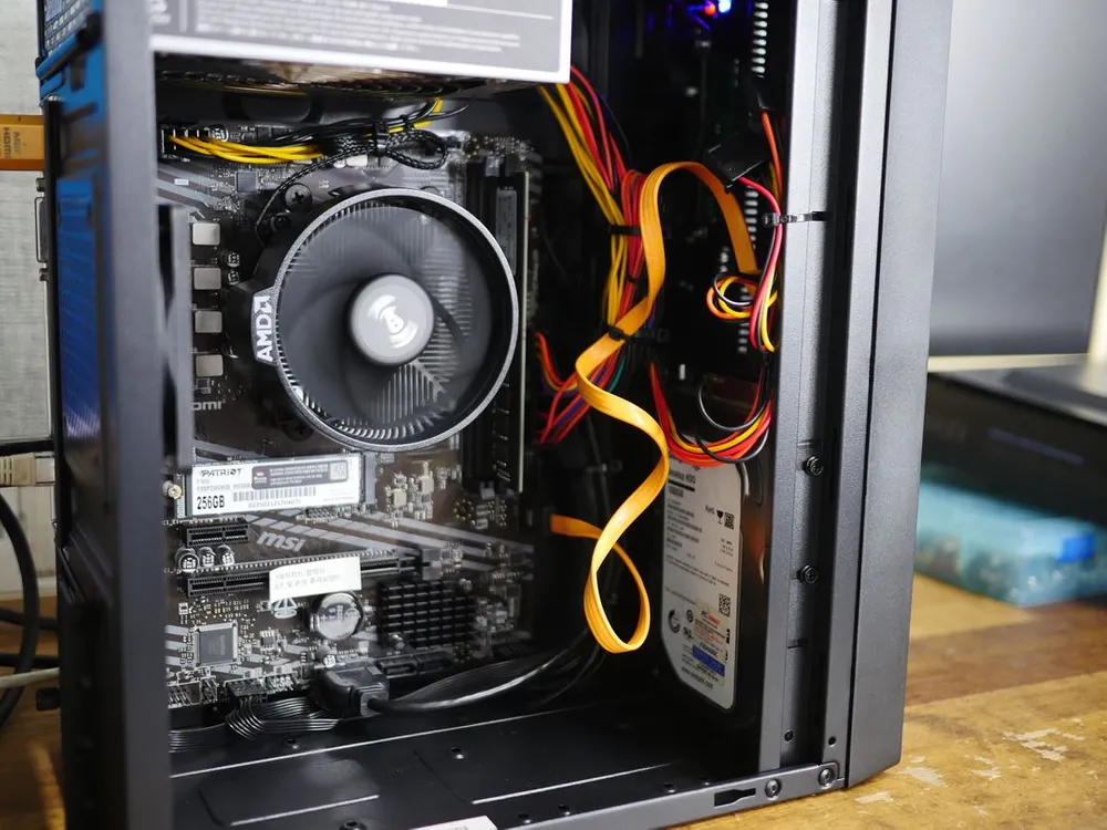 사무용 캐주얼게임용 PC 라이젠5 5500GT 16GB 정품윈11홈 새제품 이미지