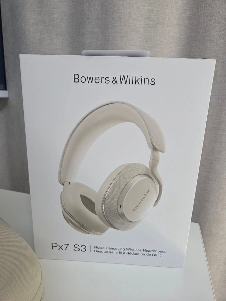 바워스앤윌킨스 px7 s3 이미지