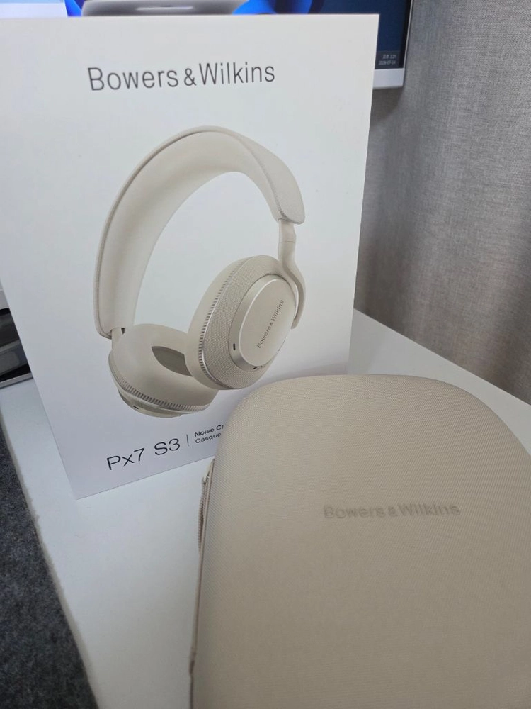 바워스앤윌킨스 px7 s3 이미지
