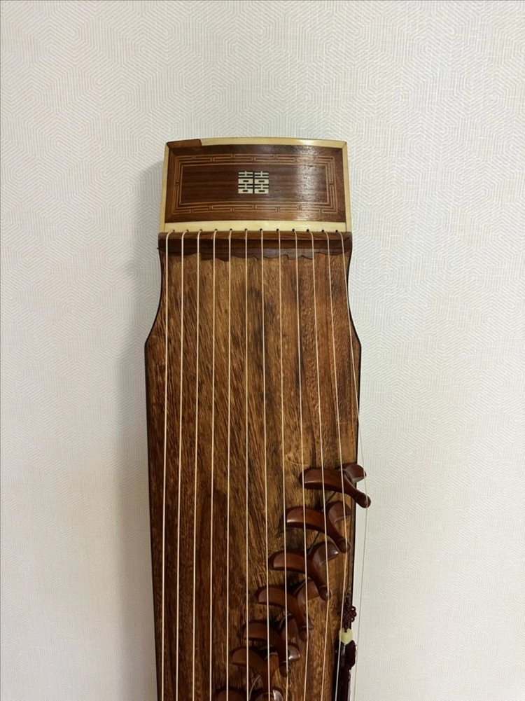 12현 산조 가야금 이미지