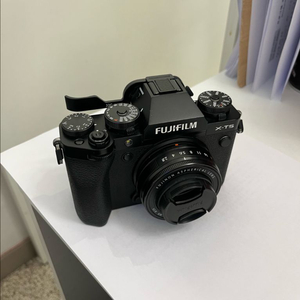 XF 23mm F2.8 R WR 이미지