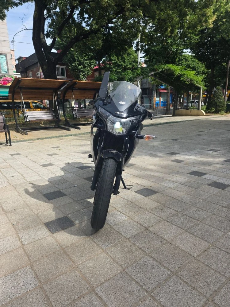 CBR125 14년식 (키로수짧은 매물판매합니다!) - 안심되는 중고거래