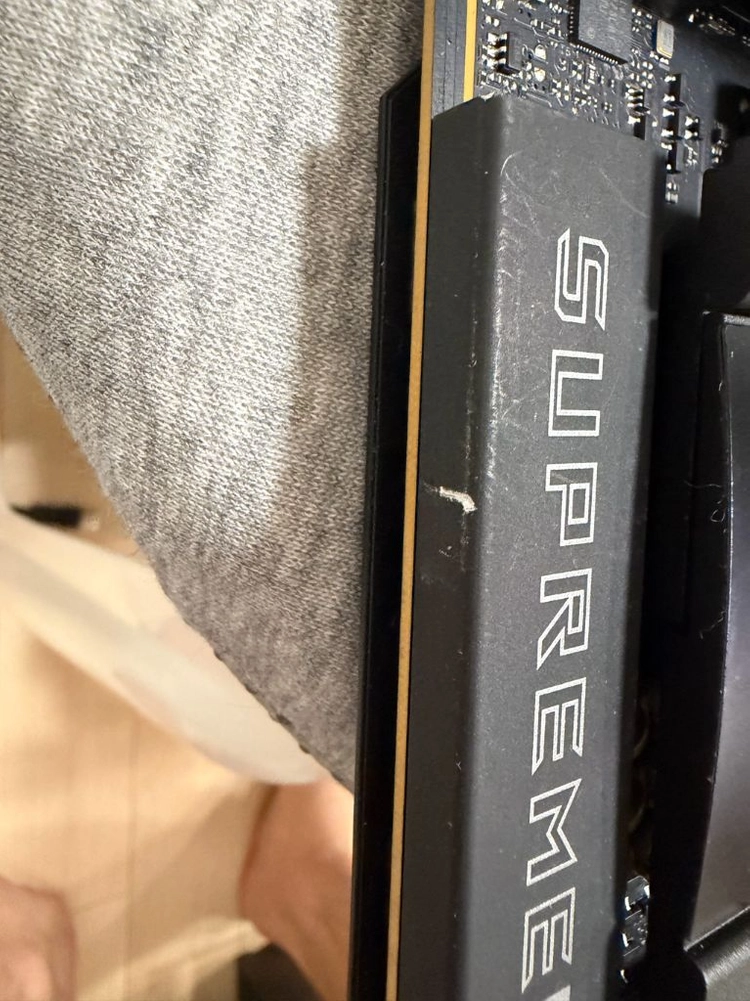 ASUS x870e hero 판매합니다 이미지