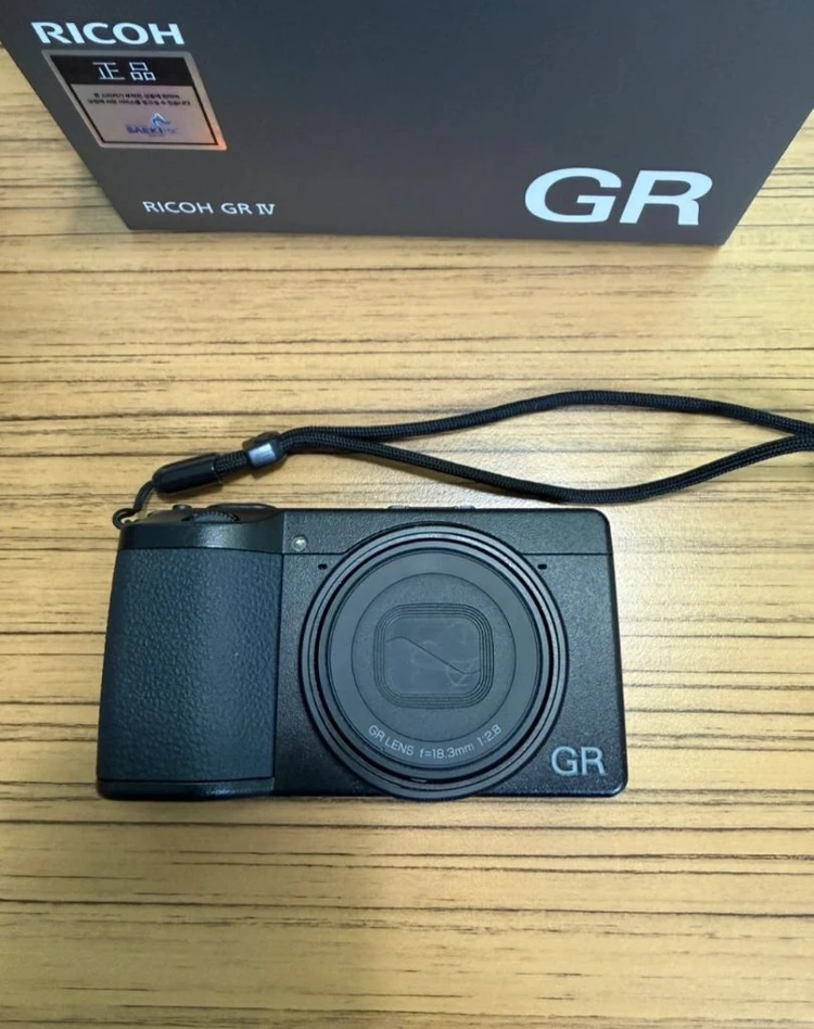 리코 gr4카메라 풀구성품 - 안심되는 중고거래