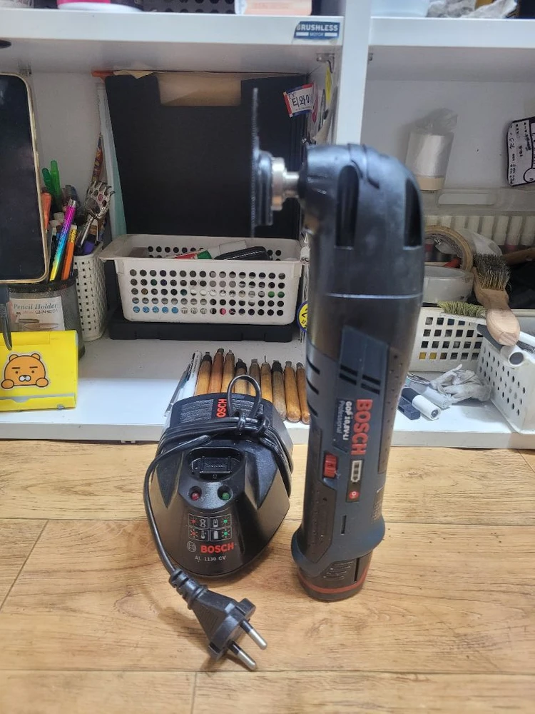 [정품]BOSCH보쉬멀티커터GOP10.8V-LI보쉬충전멀티커터만능커터 6단속도조절 S급 완쎄트 이미지