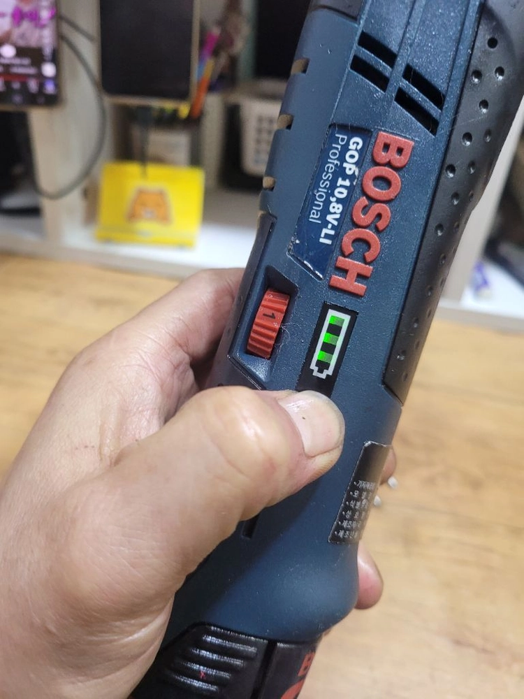 [정품]BOSCH보쉬멀티커터GOP10.8V-LI보쉬충전멀티커터만능커터 6단속도조절 S급 완쎄트 이미지