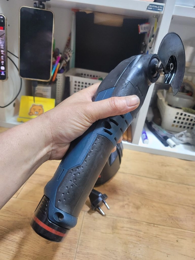 [정품]BOSCH보쉬멀티커터GOP10.8V-LI보쉬충전멀티커터만능커터 6단속도조절 S급 완쎄트 이미지