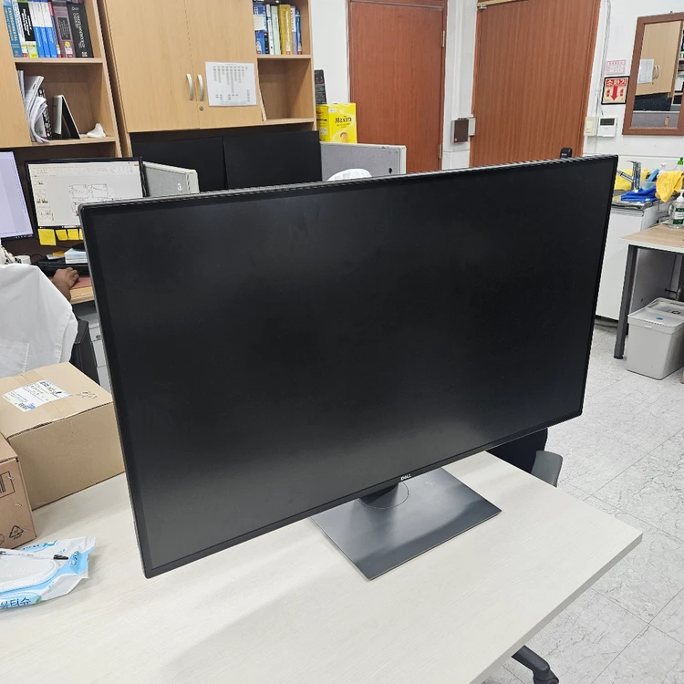 델 43인치 4k 모니터 U4320Q - 안심되는 중고거래