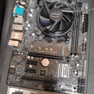 인텔 i3 10100 CPU 보드 세트 판매합니다 이미지