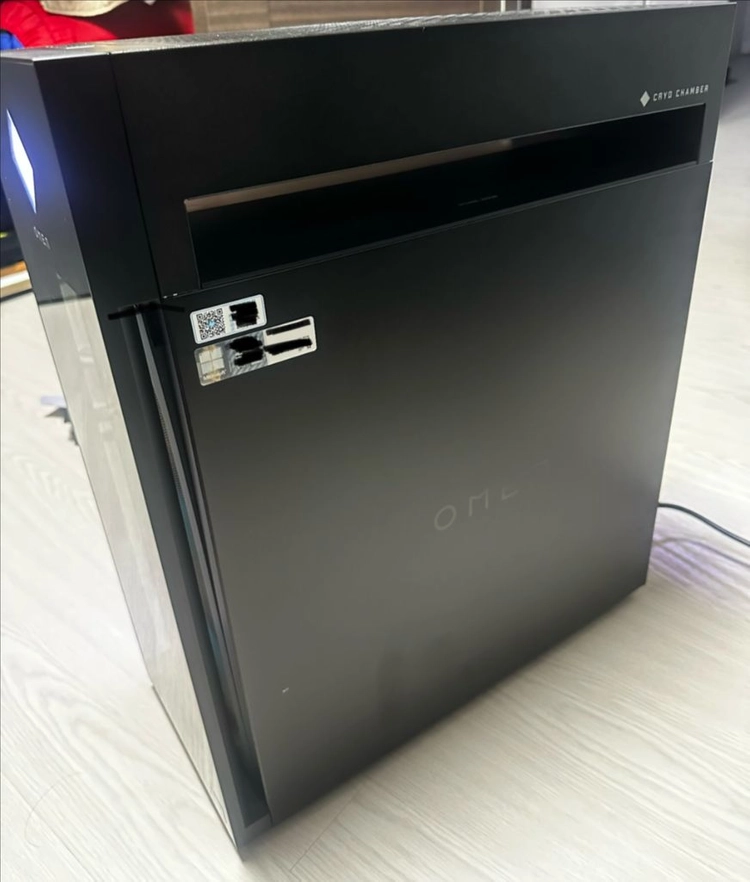 HP OMEN 45L 14700K / 32GB / 1TB / 1200w 반본체 판매합니다. 이미지