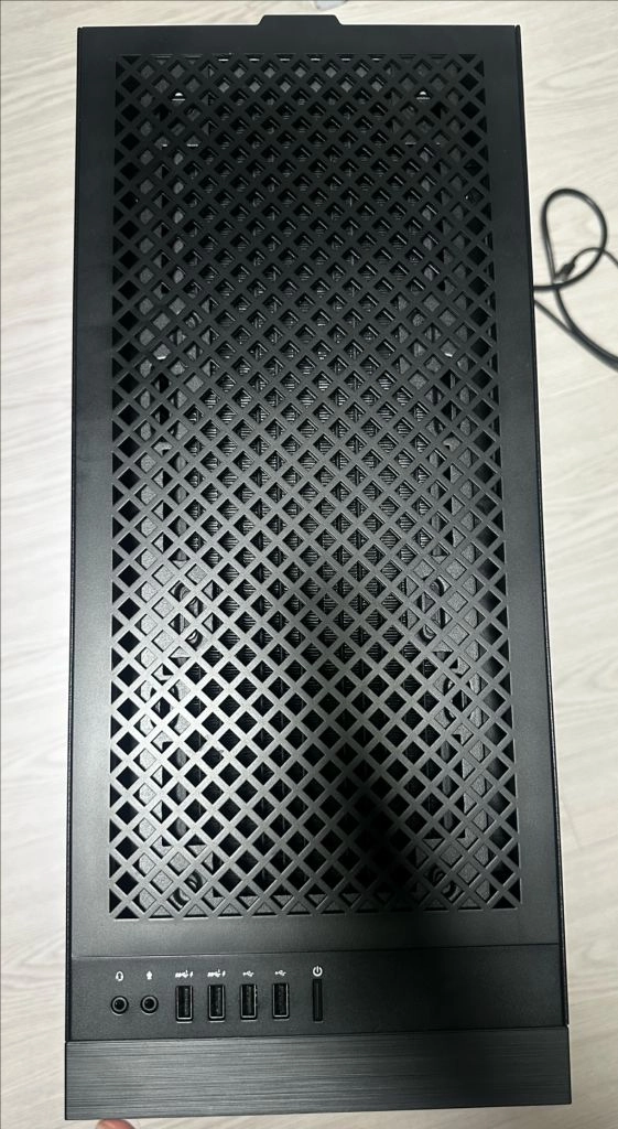 HP OMEN 45L 14700K / 32GB / 1TB / 1200w 반본체 판매합니다. 이미지