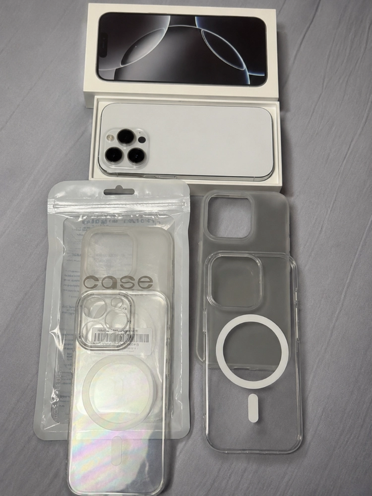 아이폰16프로 256gb 화이트 이미지