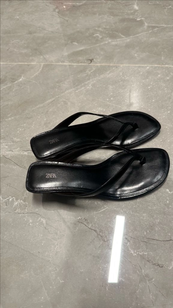 자라 블랙 웨지힐 샌들 39 (245-250) 이미지