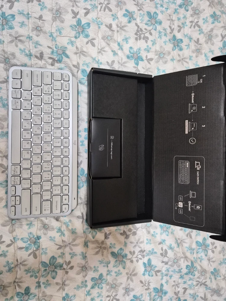 로지텍 mx keys mini 페일 그레이 블루투스 무선 키보드 이미지