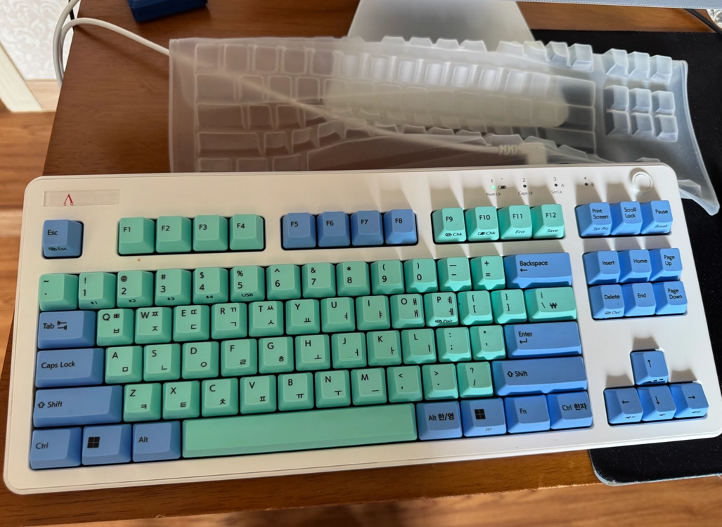 REALFORCE R3 키보드 R3HDK6 이미지