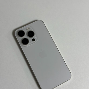 아이폰15PRO 256GB 화이트 (무음/미국판/S급/83%) 이미지