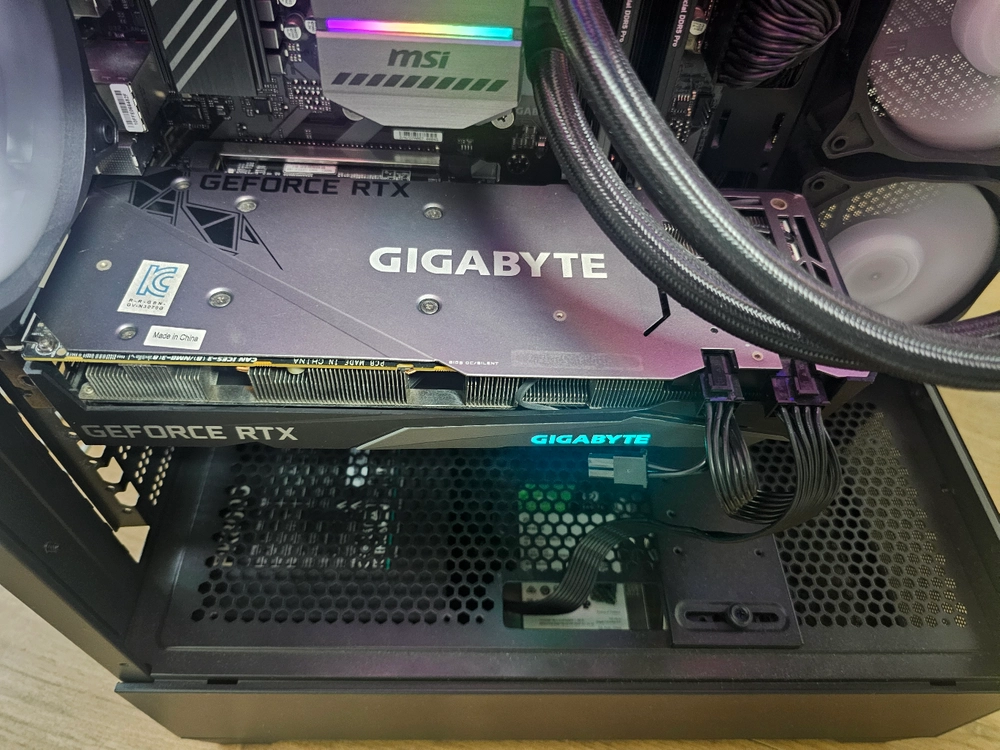 기가바이트 RTX 3070 8GB 게이밍 OC 그래픽카드 이미지