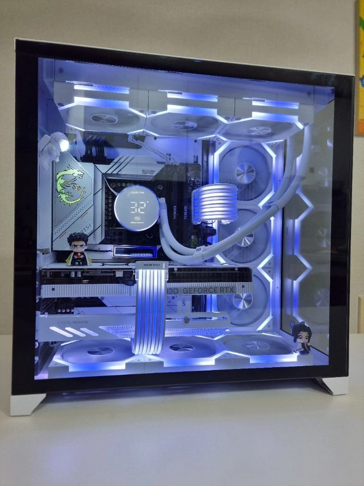 게이밍&작업용 고사양 컴퓨터 i7 14700kf, rtx 5070 ti, z790 팝니다. 이미지