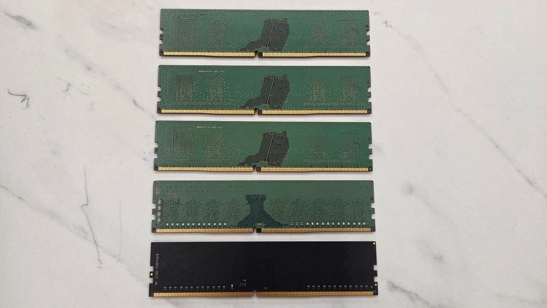 삼성 4GB DDR4-2400T/2133P 이미지