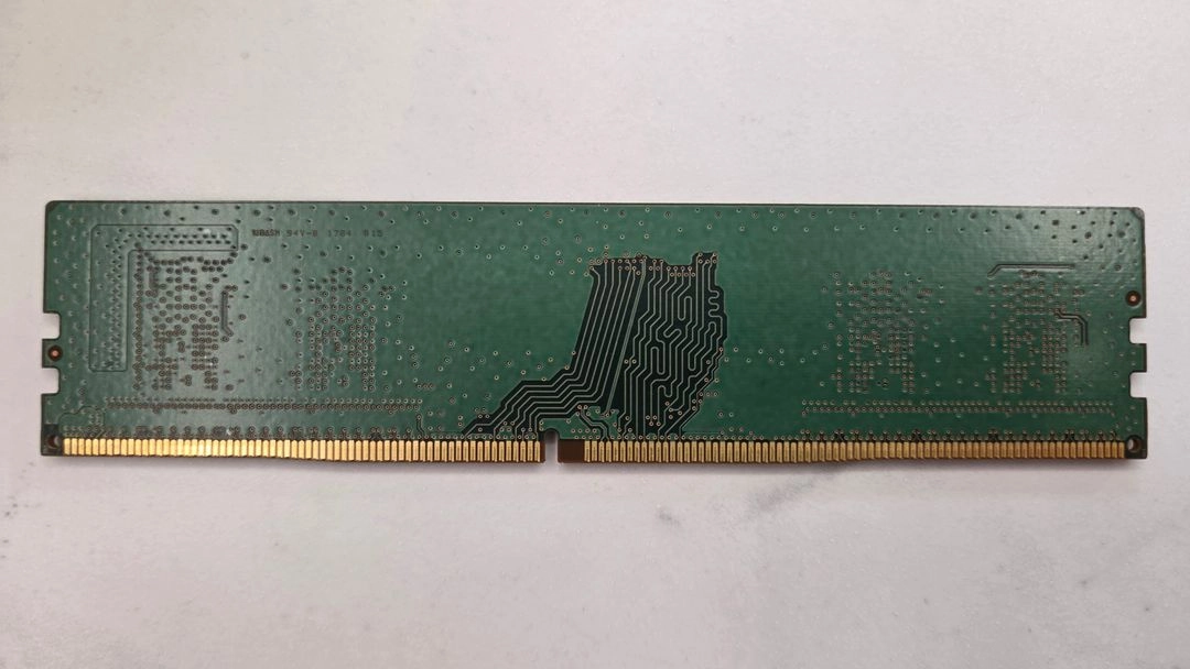 삼성 4GB DDR4-2400T/2133P 이미지