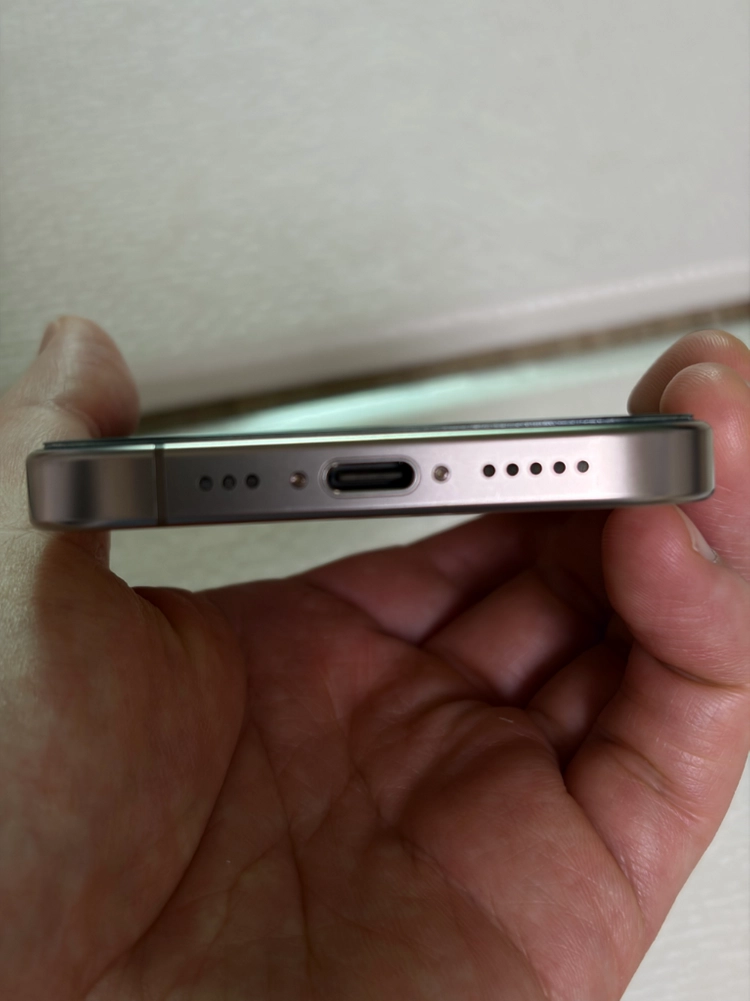아이폰16pro 256gb 데저트티타늄 s급 이미지