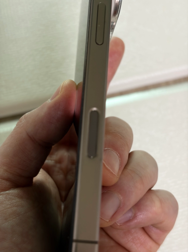 아이폰16pro 256gb 데저트티타늄 s급 이미지