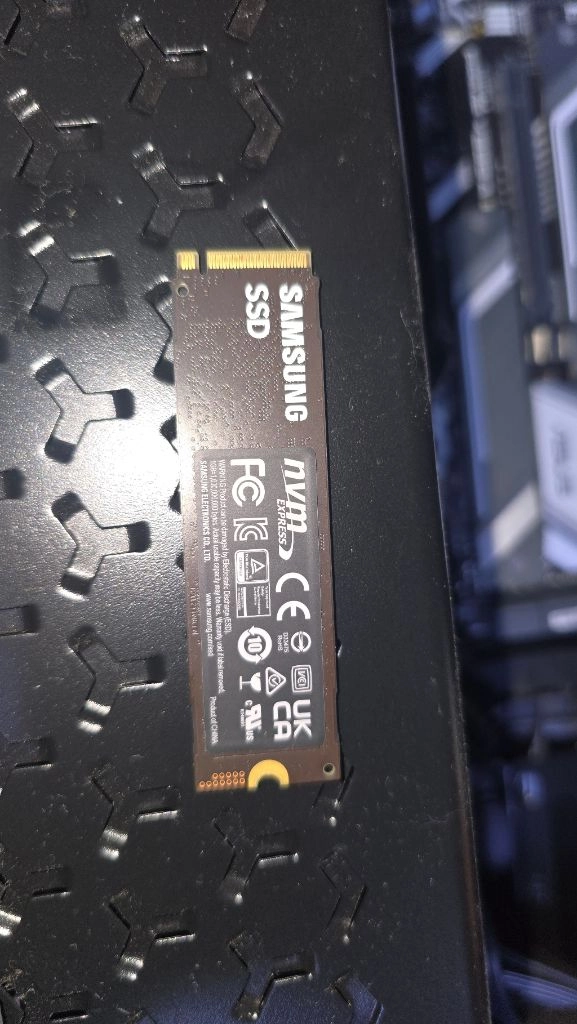 삼성 SSD 980 PRO 2TB 이미지
