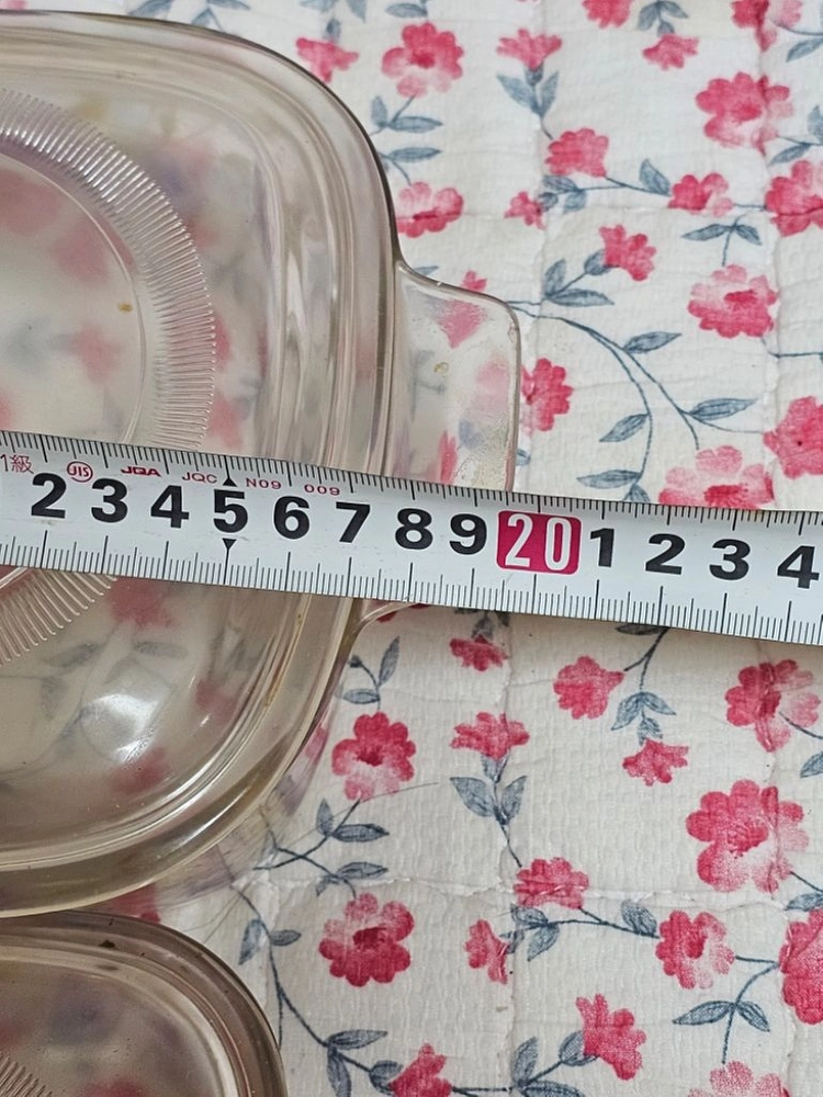 사각 반찬.국 음식데코접시 뚜껑있는 그릇 이미지