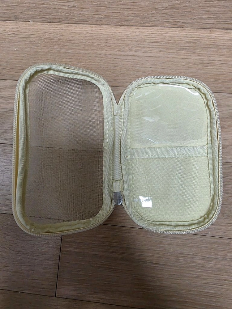 새것) 2개 포켓몬 파우치 올리브영 필리밀리 메이크업 브러시 파우치 이미지