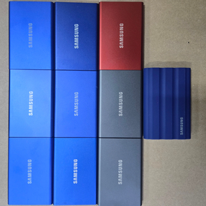 삼성전자 포터블 SSD T7 2TB (2테라) 판매합니다 이미지