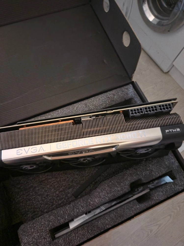 에브가 rtx3080ti 팝니다 이미지