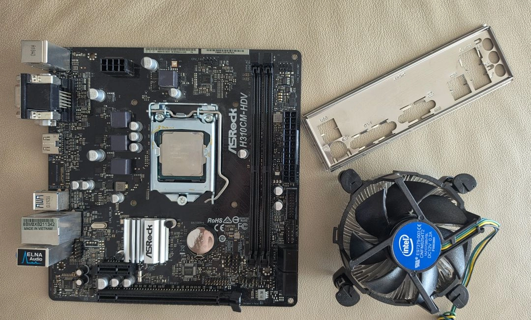 인텔 i5-9500 + 애즈락 H310CM-HDV + 정품쿨러 이미지