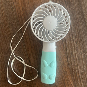 휴대용 선풍기 손풍기 이미지