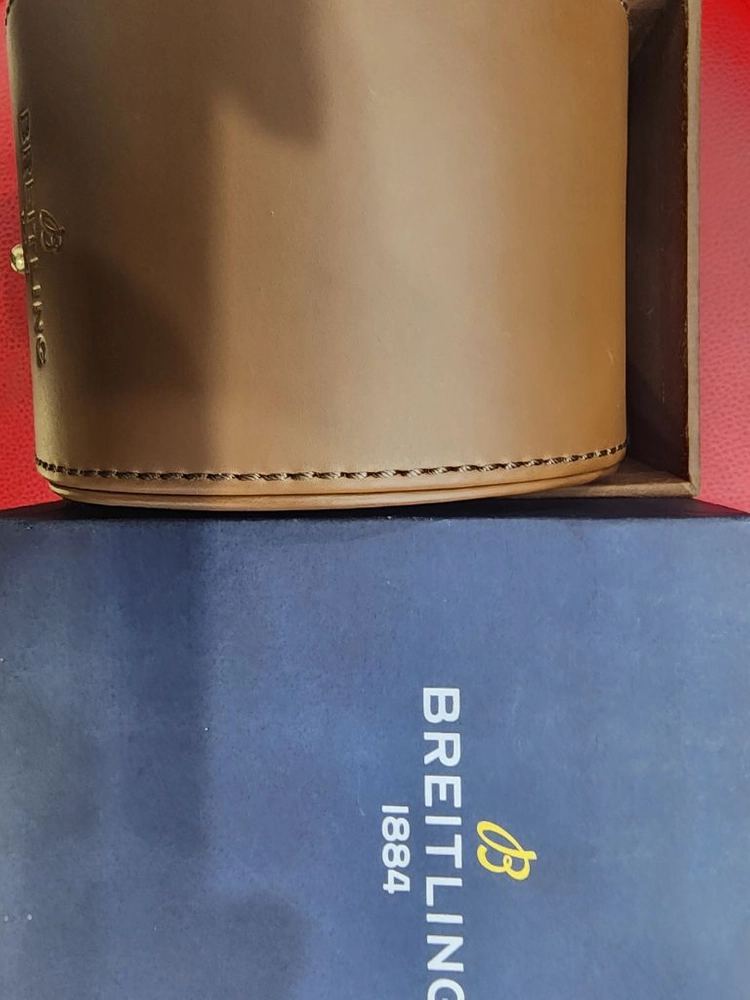 브라이틀링 슈퍼오션 A17367 이미지