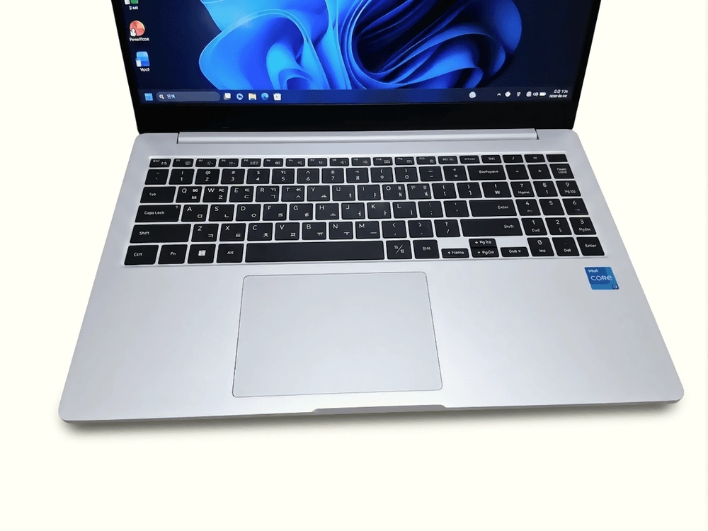 삼성 갤럭시북2 NT550XED 12세대 i3 16GB SSD 250GB 사무용 노트북 이미지