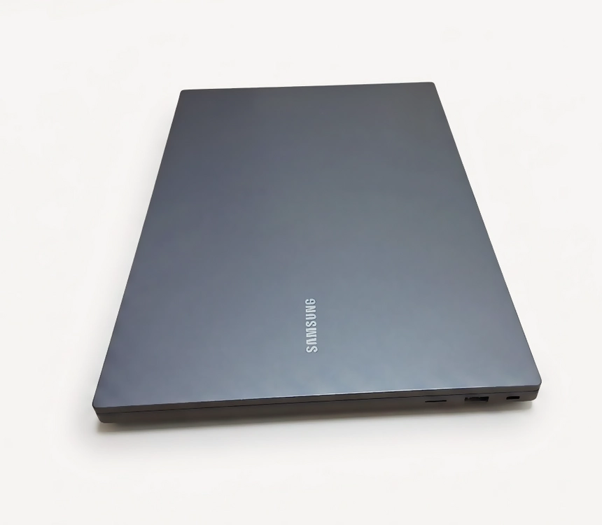 삼성 NT550XDA 펜티엄 골드 7505 램 16GB SSD 250GB 사무용 노트북 이미지