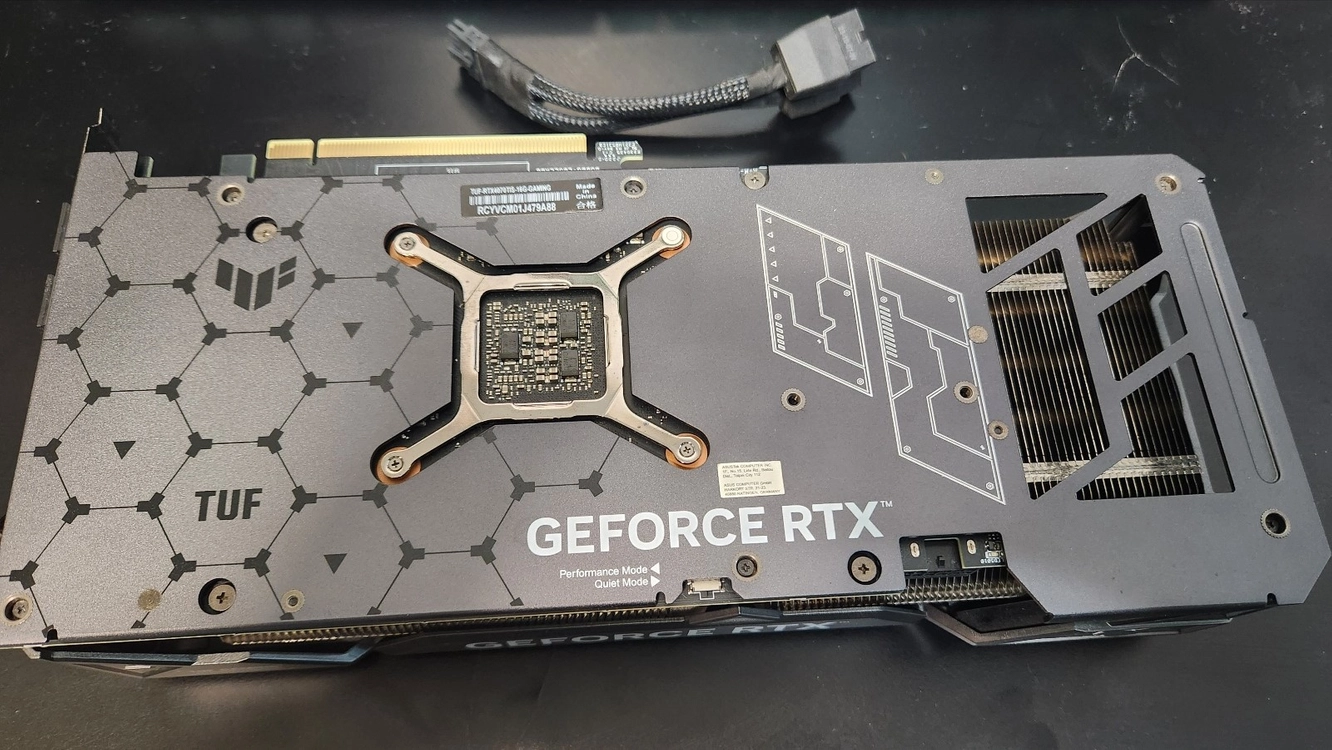 RTX4070TI SUPER 16GB ASUS TUF 게이밍 그래픽 카드 중고 판매 이미지