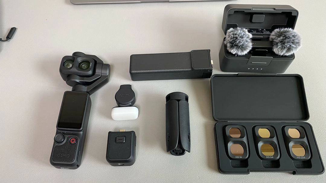 오즈모포켓 4P 스탠다드 콤보 + DJI MIC mini 세트 + 3종 ND필터 + 삼각대 판매합니다. 이미지