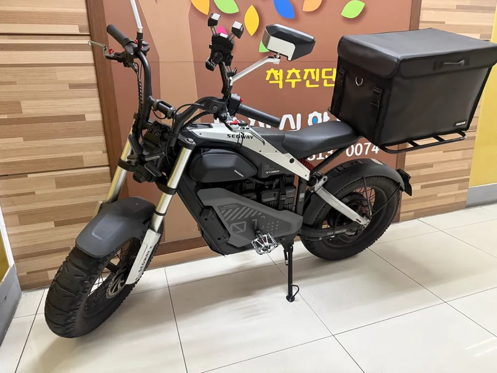 세그웨이 자이버 투배터리 팝니다. 배달 풀세트 관리 엄청 잘한 기체 이미지