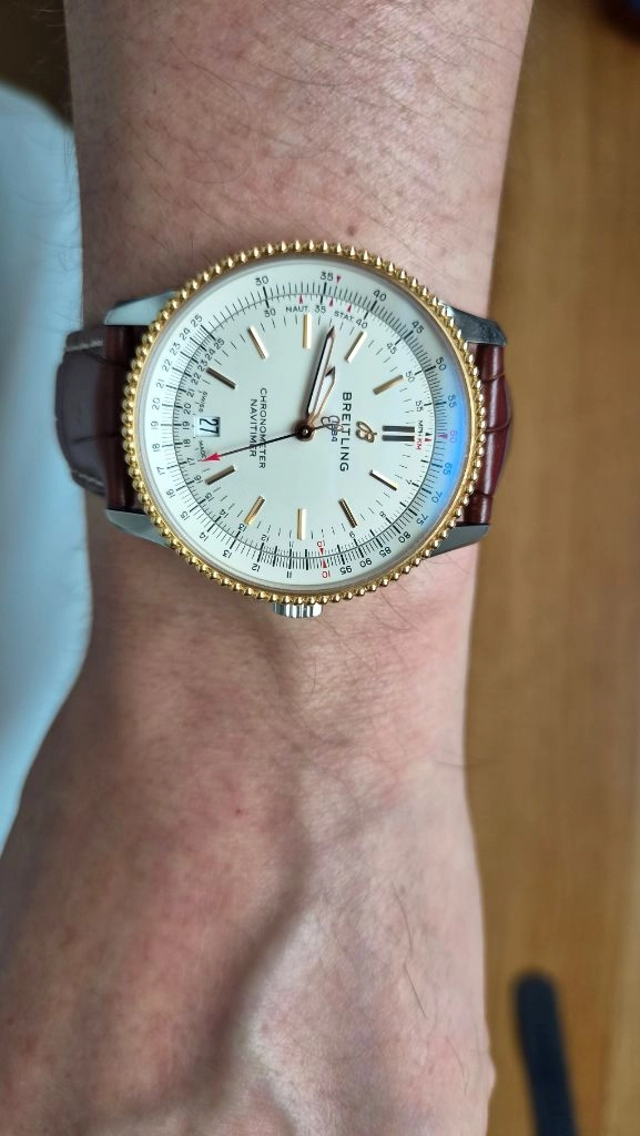 브라이틀링 네비타이머 38mm 이미지